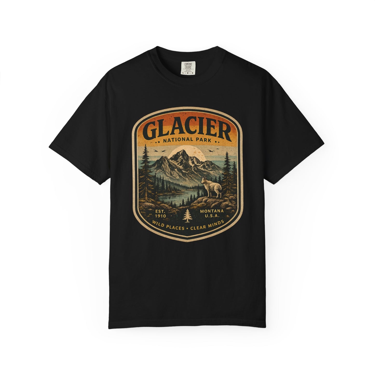 Glacier National Park Vintage Vintage Badge Mountain and Outdoor Graphic T-Shirt
