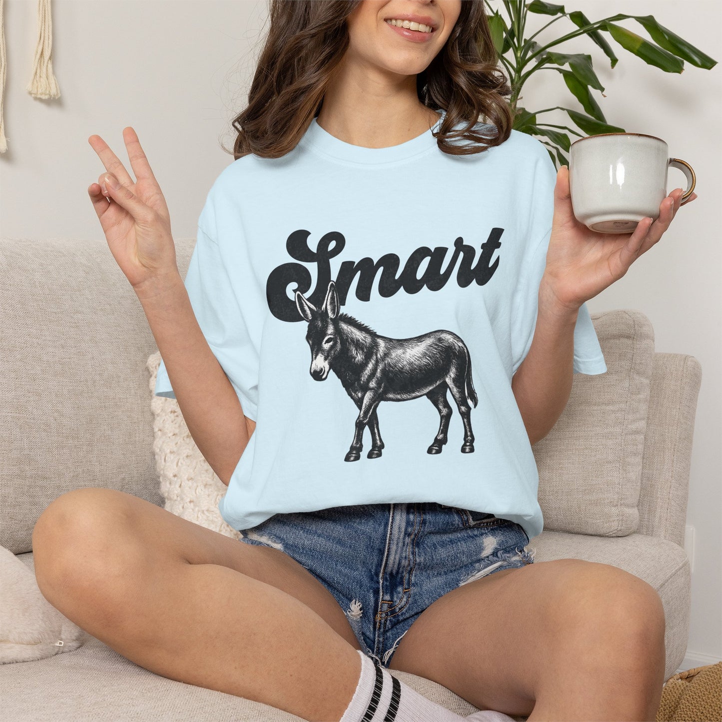Smart Ass Donkey Funny Vintage Retro Graphic T-Shirt