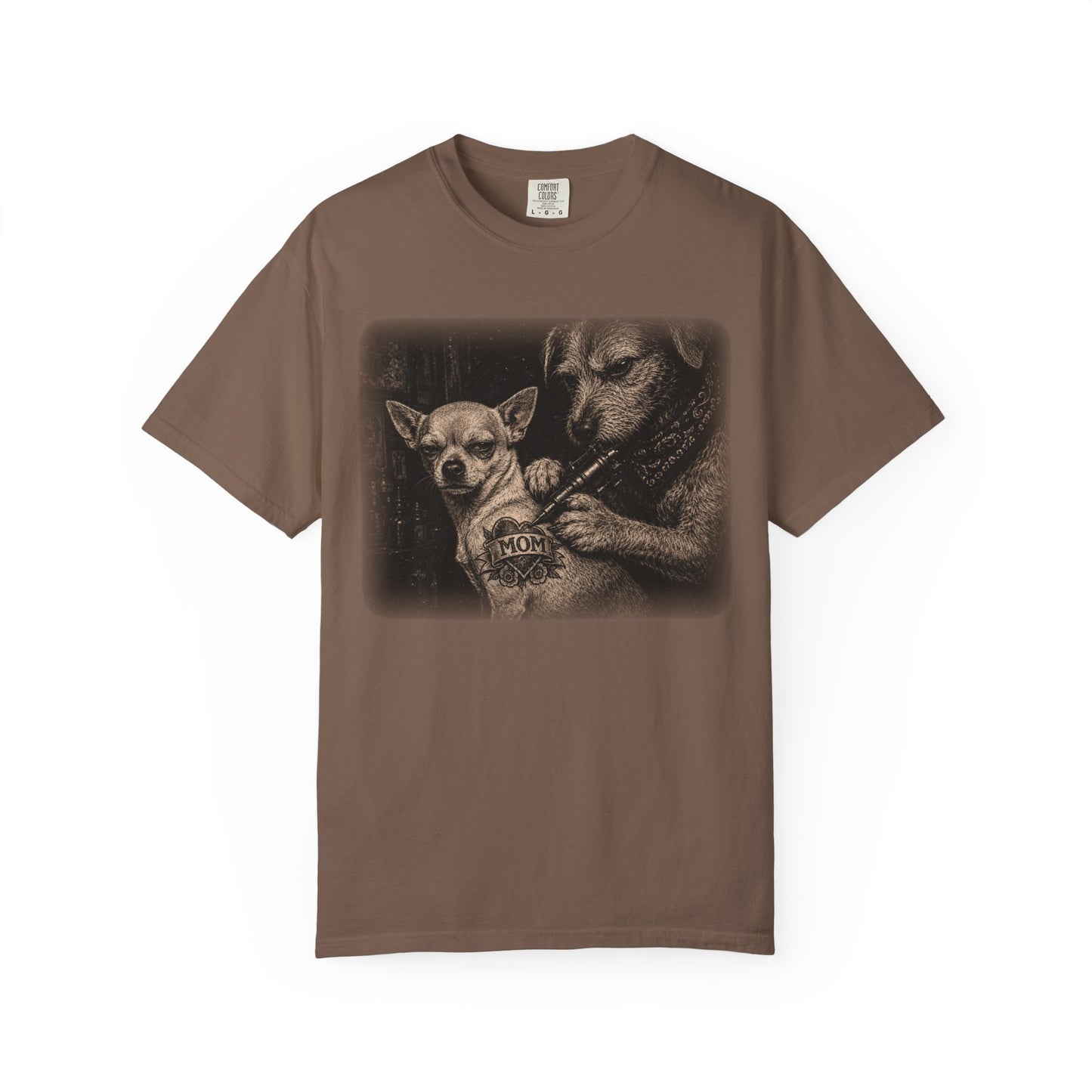 Tattoo Parlor Dogs T-Shirt — 'MOM' Chihuahua Tattoo Night Vibe