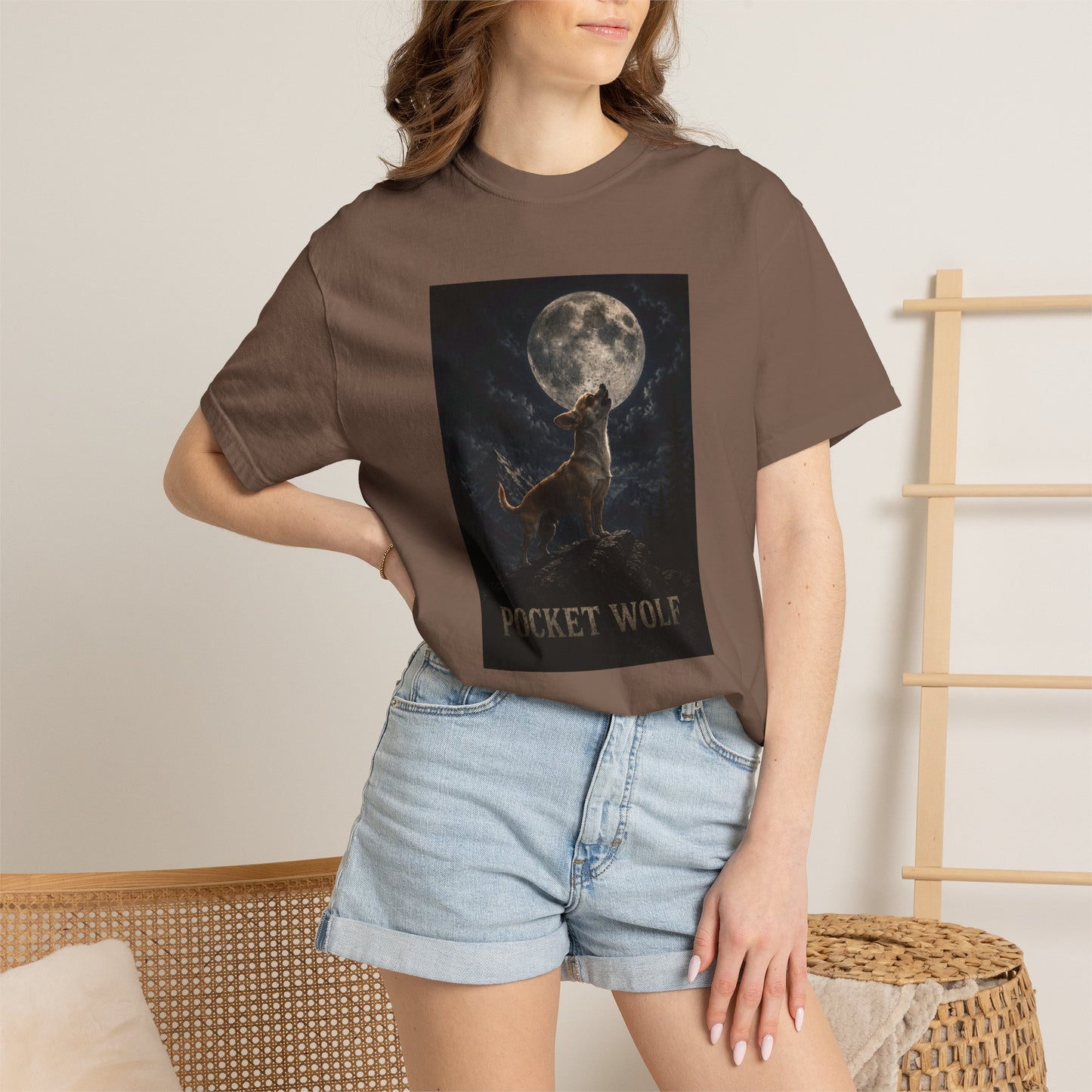 Pocket Wolf Chihuahua Howling T-Shirt