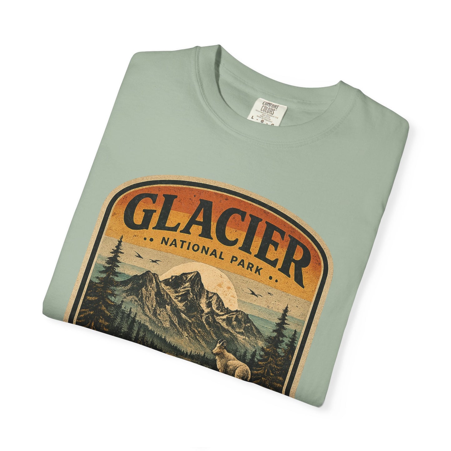 Glacier National Park Vintage Vintage Badge Mountain and Outdoor Graphic T-Shirt