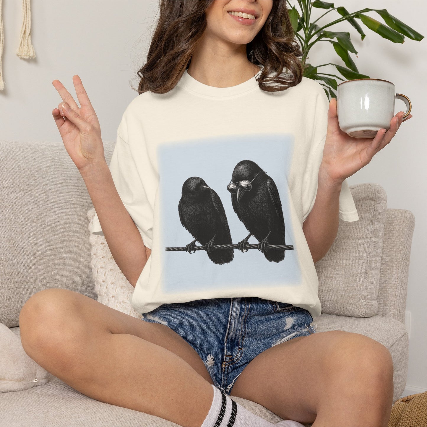 Collect Shiny Things Funny Crow T-Shirt, Raven & Crow Lover Gift Birdwatcher Graphic Tee