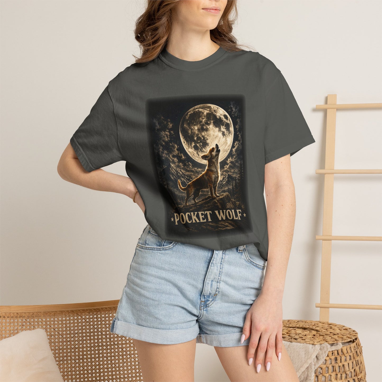 Pocket Wolf Chihuahua Howling T-Shirt, Funny Small Dog Graphic Tee