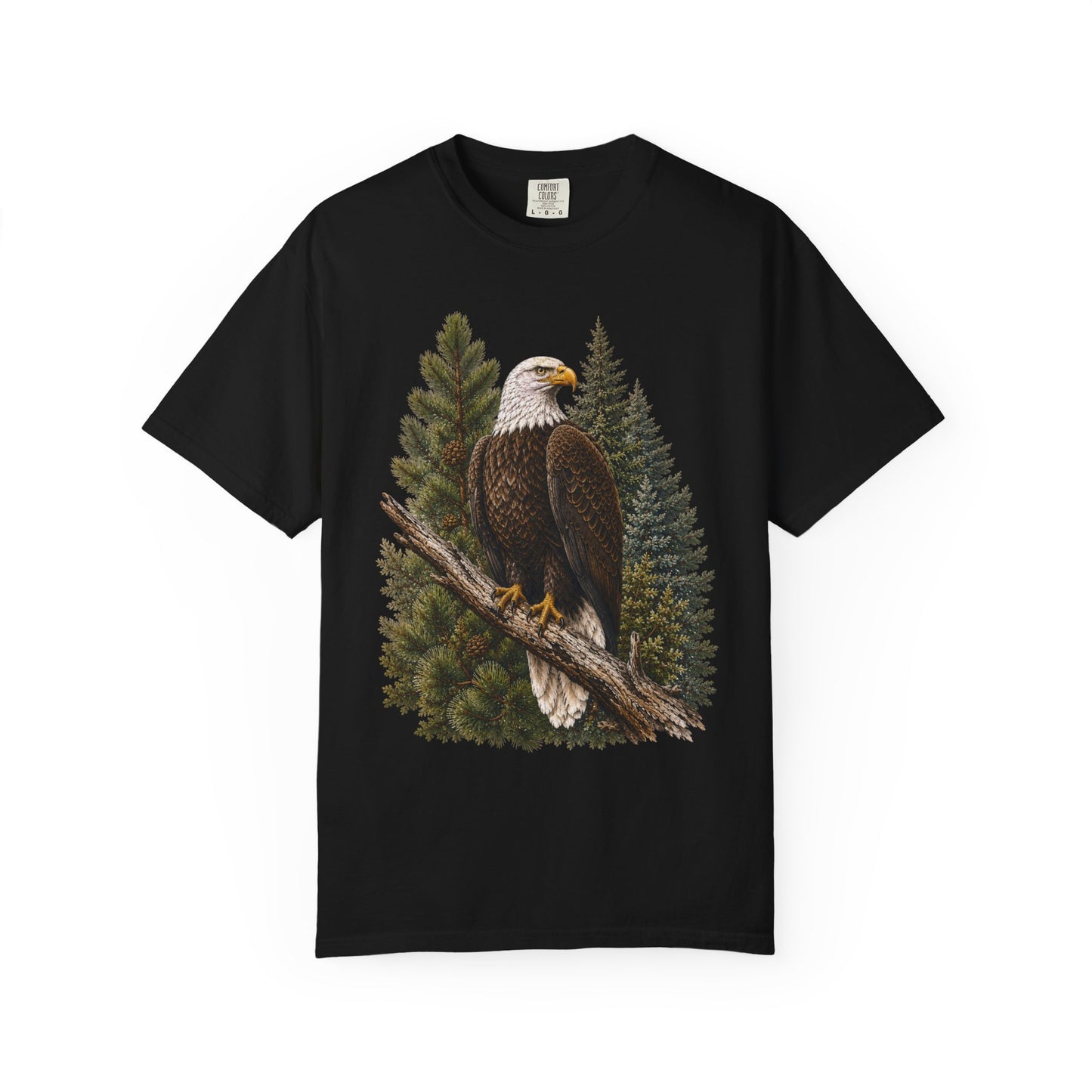 Majestic Bald Eagle Wildlife on Pine Branch Nature Art T-Shirt
