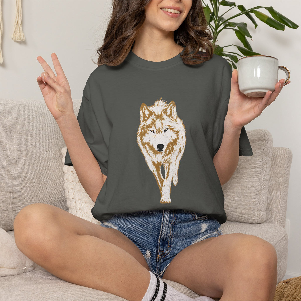 Wolf Graphic T-Shirt