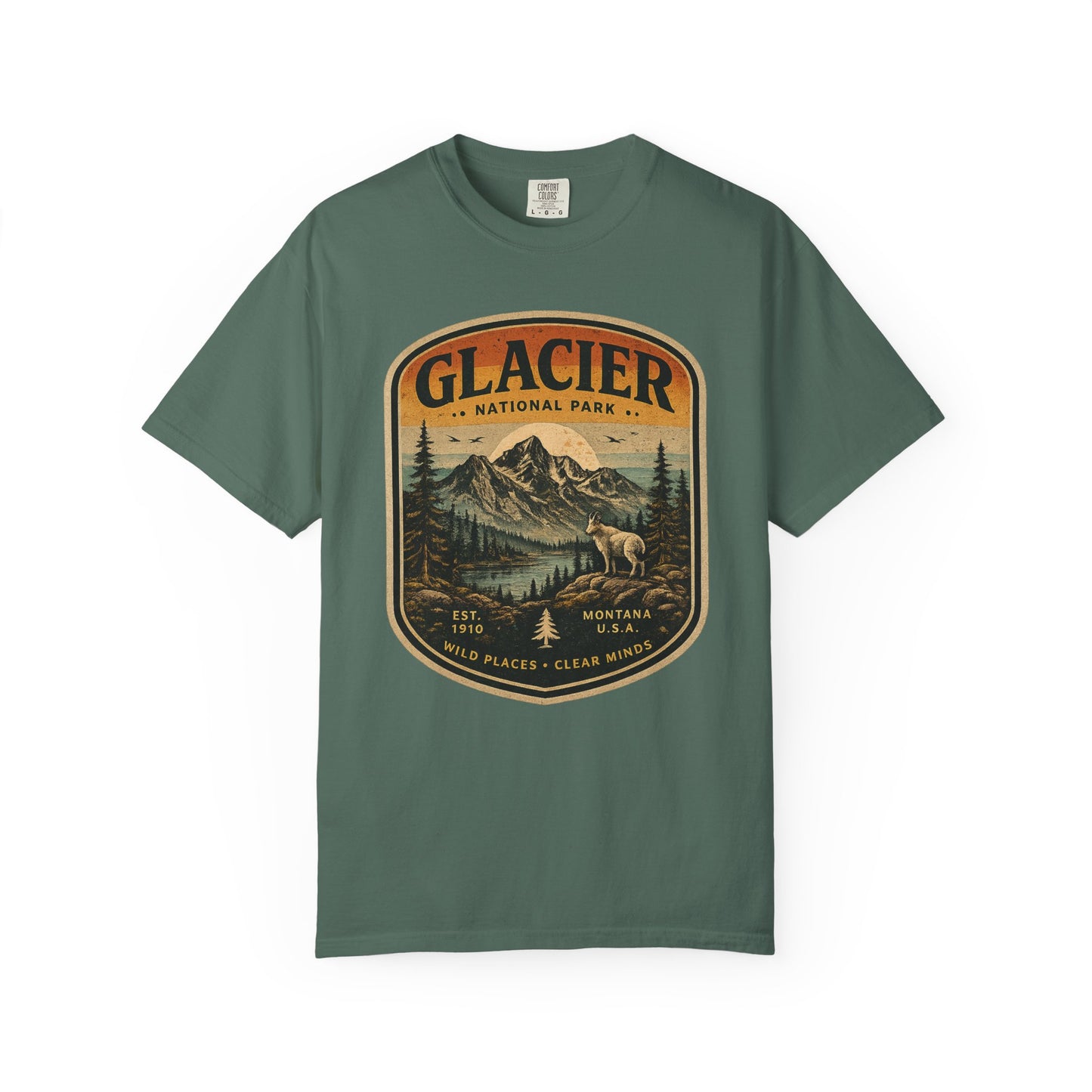 Glacier National Park Vintage Vintage Badge Mountain and Outdoor Graphic T-Shirt