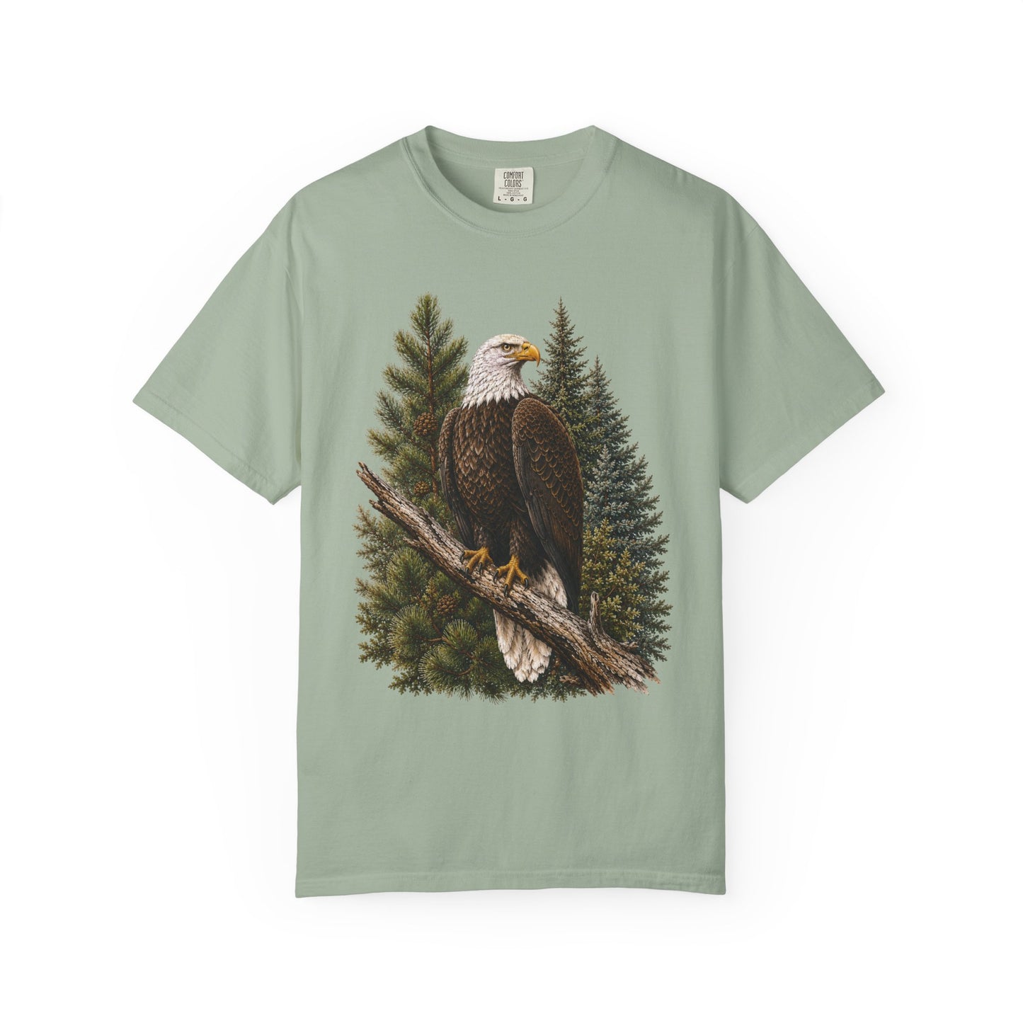 Majestic Bald Eagle Wildlife on Pine Branch Nature Art T-Shirt