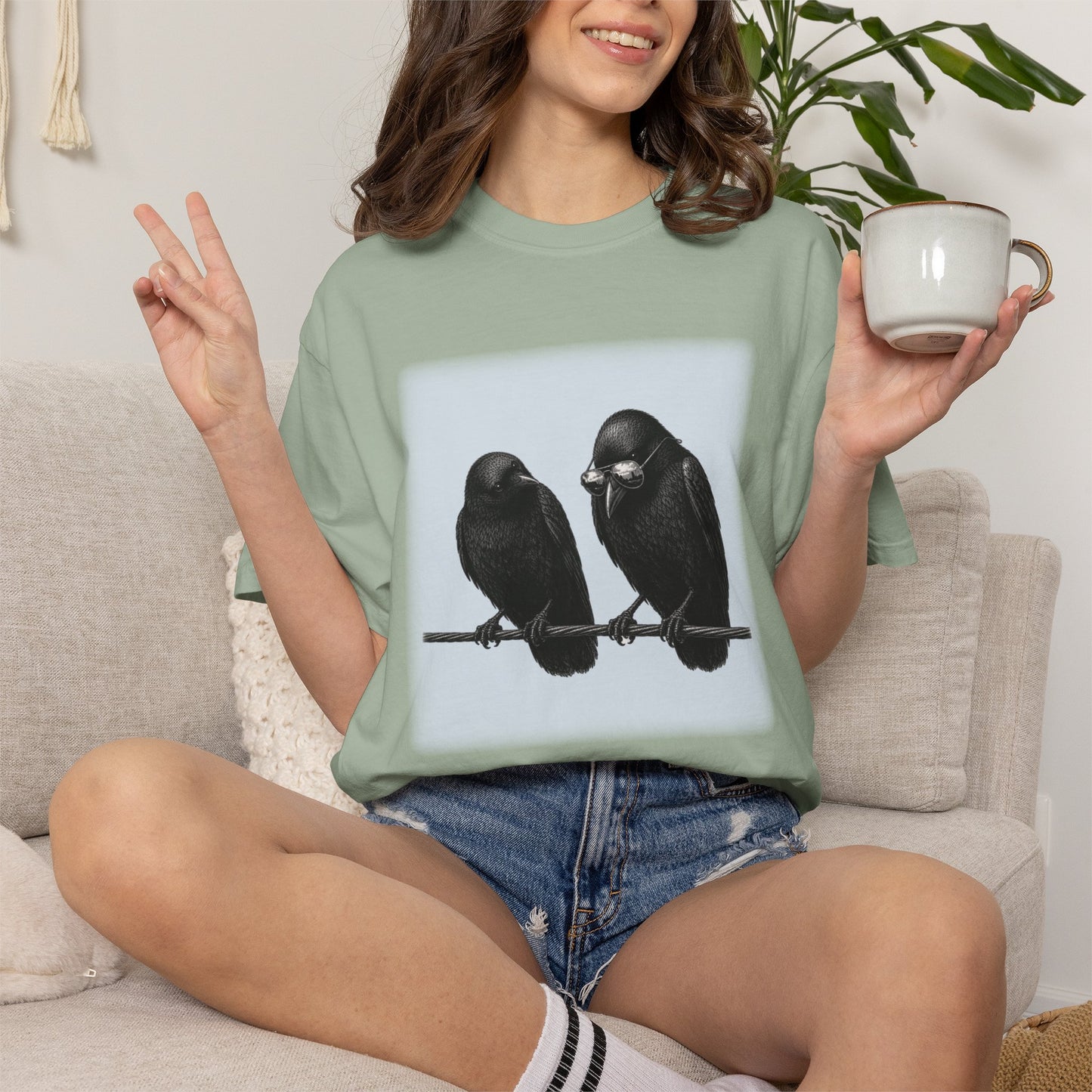 Collect Shiny Things Funny Crow T-Shirt, Raven & Crow Lover Gift Birdwatcher Graphic Tee