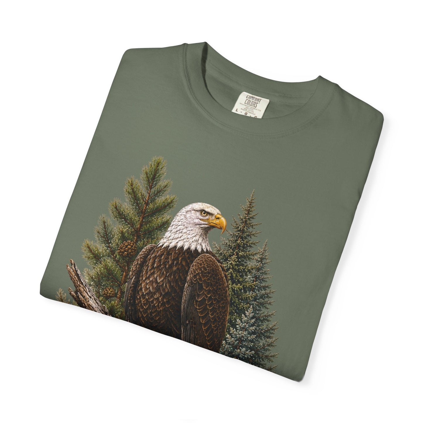 Majestic Bald Eagle Wildlife on Pine Branch Nature Art T-Shirt