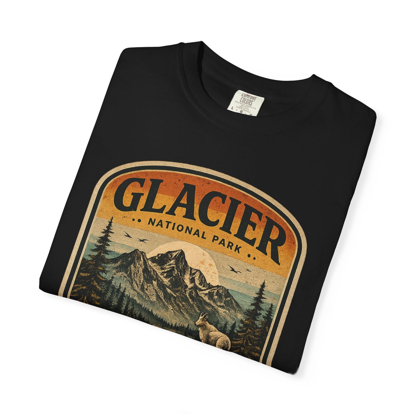 Glacier National Park Vintage Vintage Badge Mountain and Outdoor Graphic T-Shirt