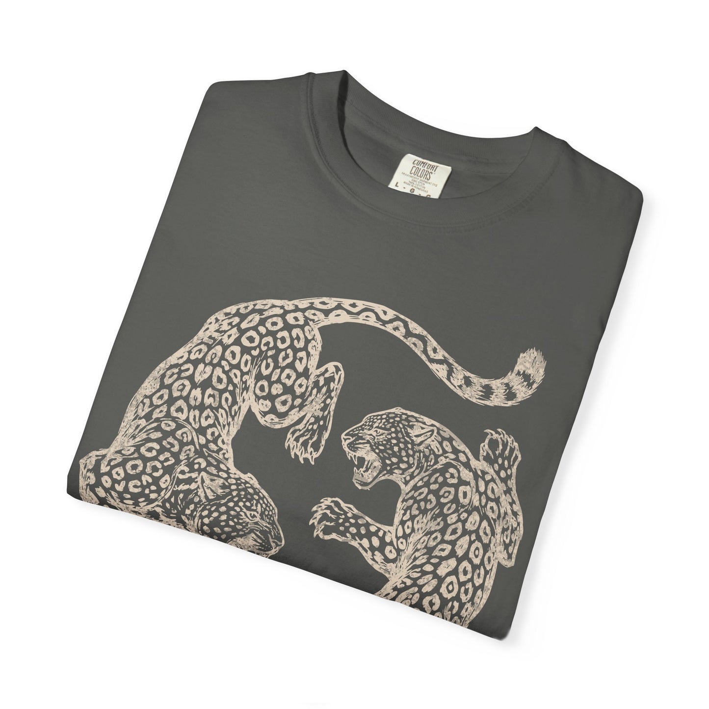 Circling Fighting Retro Distressed Leopards Graphic T-Shirt