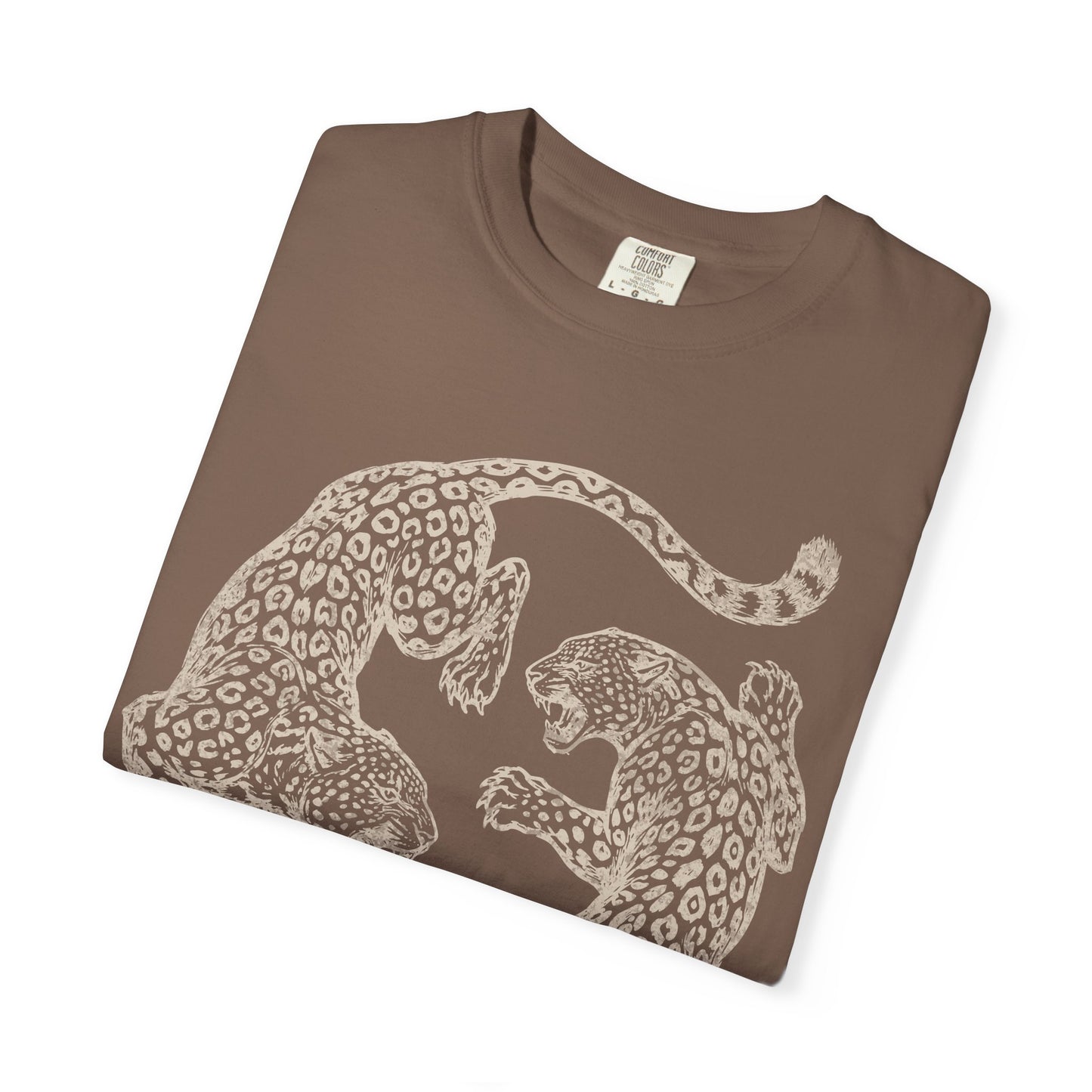 Circling Fighting Retro Distressed Leopards Graphic T-Shirt