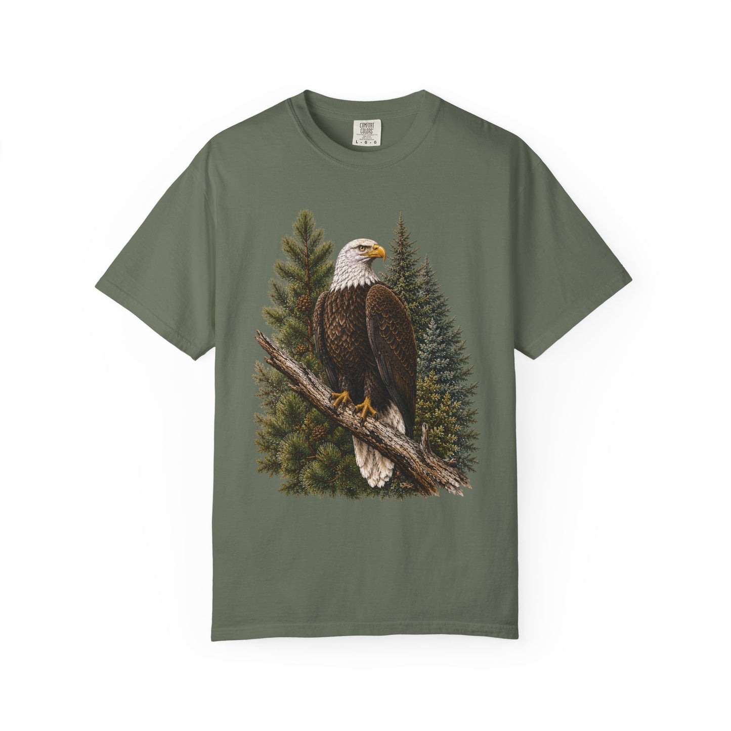 Majestic Bald Eagle Wildlife on Pine Branch Nature Art T-Shirt