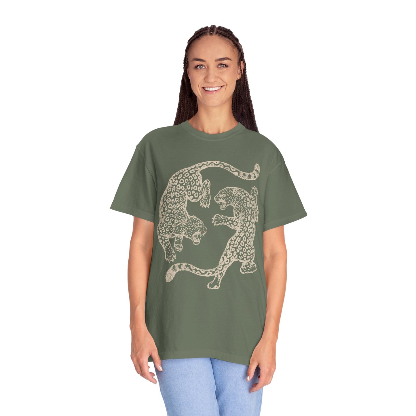 Circling Fighting Retro Distressed Leopards Graphic T-Shirt