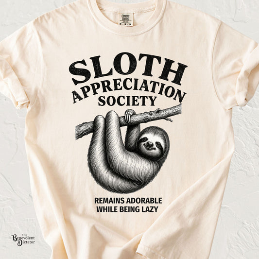 Sloth Appreciation Society T-Shirt – "Remains dorable While Being Lazy" Vintage Funny Sloth Graphic Tee