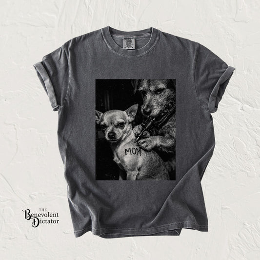 Tattoo Parlor Dogs T-Shirt — 'MOM' Chihuahua Tattoo Night Vibe
