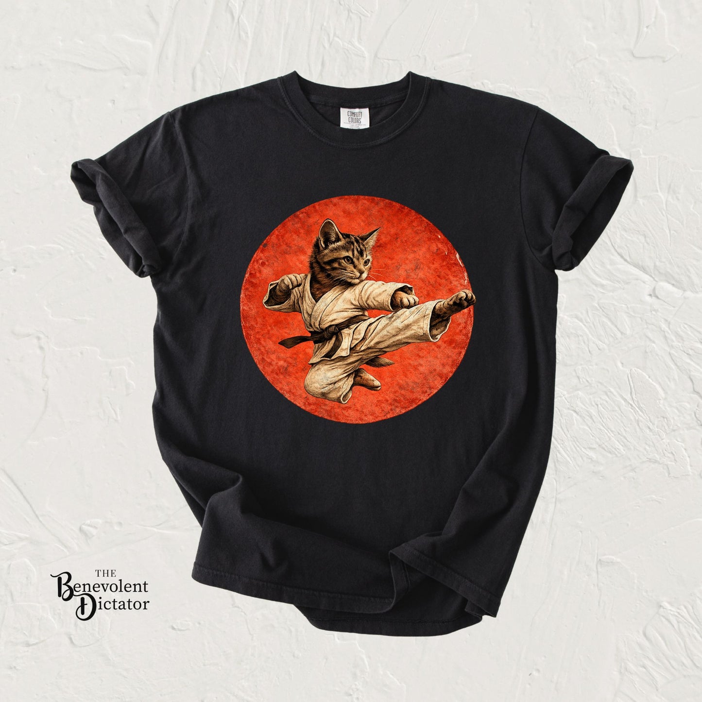 Vintage Retro Karate Kitten T-Shirt – Distressed Orange Circle Design